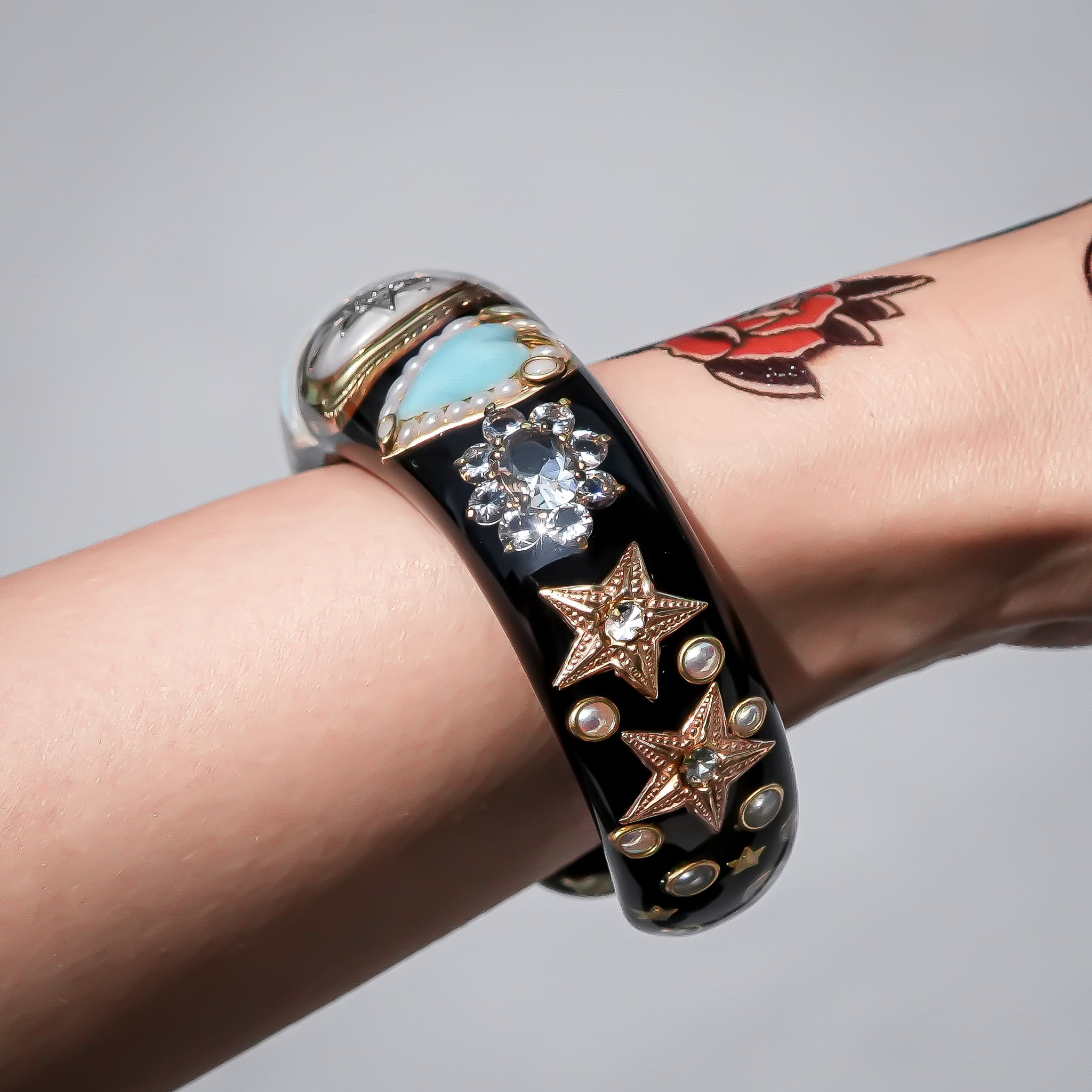 Turquoise Heart Antique Button Bracelet - Black × Turquoise – RUKA