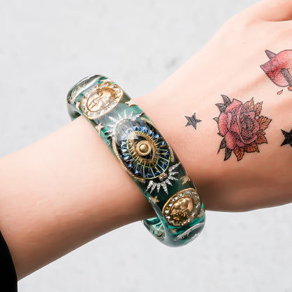 Mystic Forest Bangle – Emerald Green