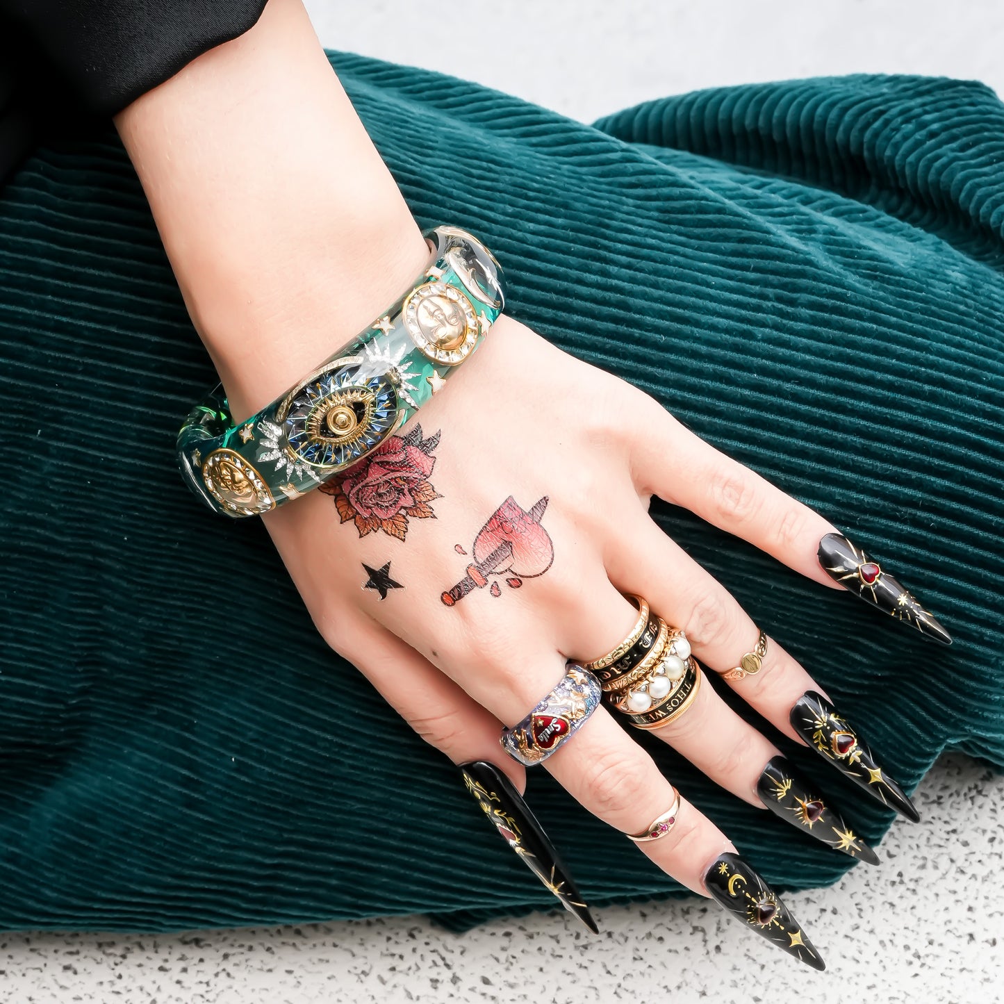 Mystic Forest Bangle – Emerald Green