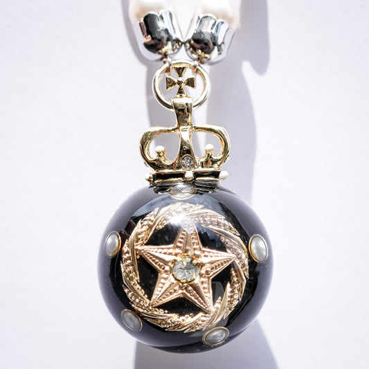 Oracle Sphere Necklace - White × Gold × Silver