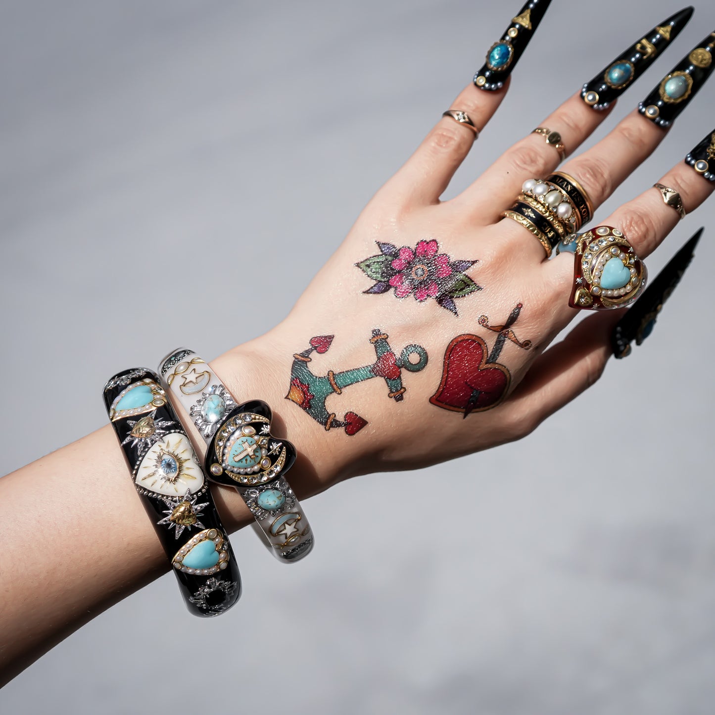 Turquoise Heart Moon & Star Heart Bracelet - Smoky White × Black