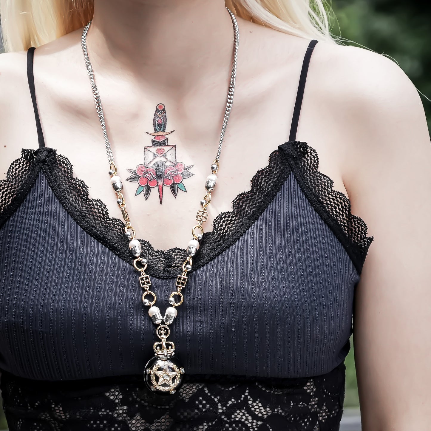 Oracle Sphere Necklace - White × Gold × Silver