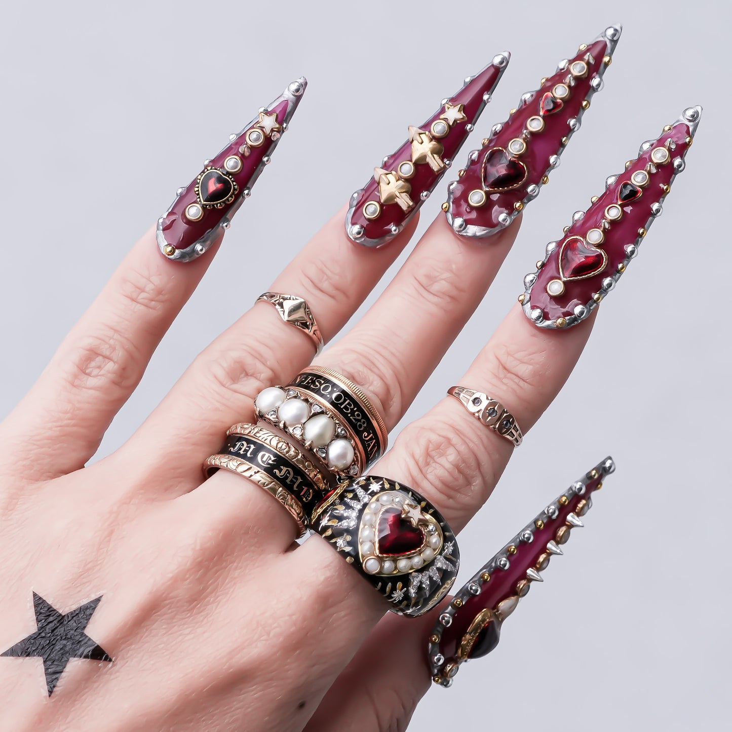 Starlit Heart Ring - Black  / #13