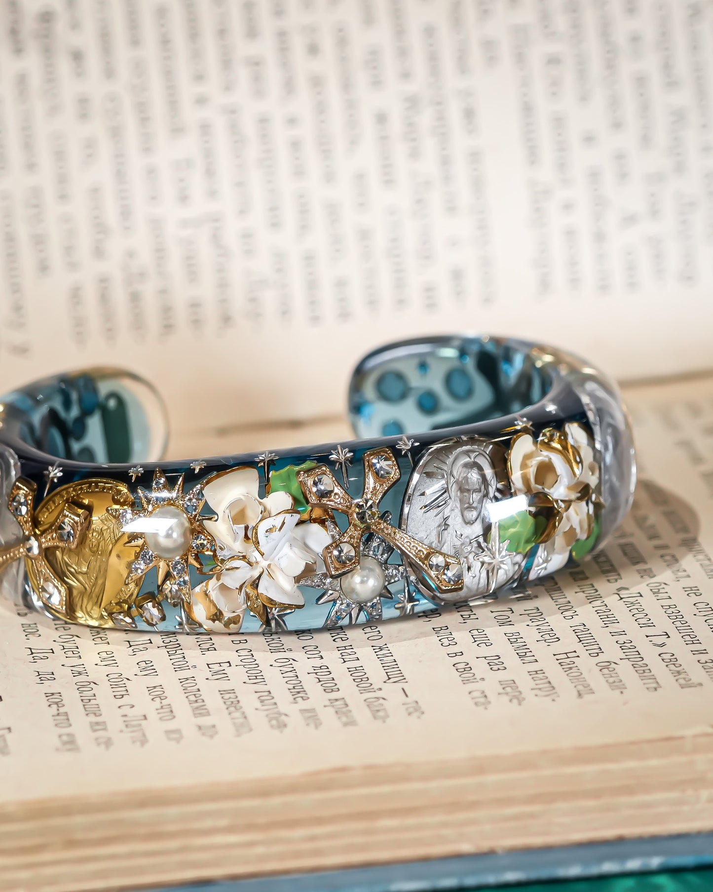 Blue Sky Talisman Bracelet - Sky Blue × White