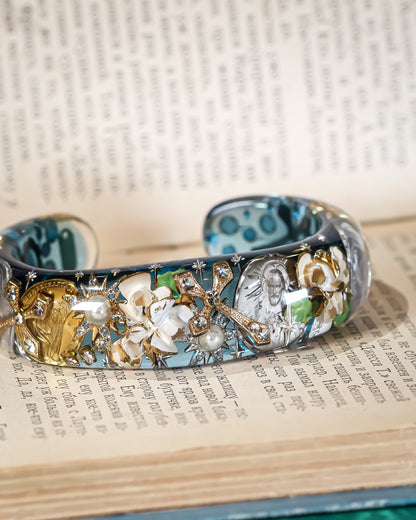 Blue Sky Talisman Bracelet - Sky Blue × White
