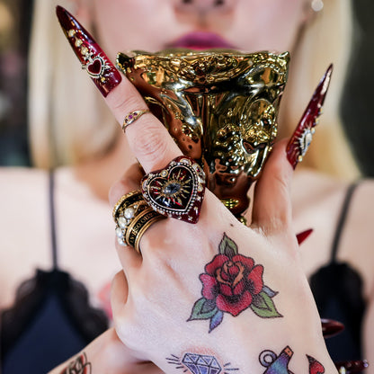 Deep Red Heart Eye Ring - Red × Black / #13