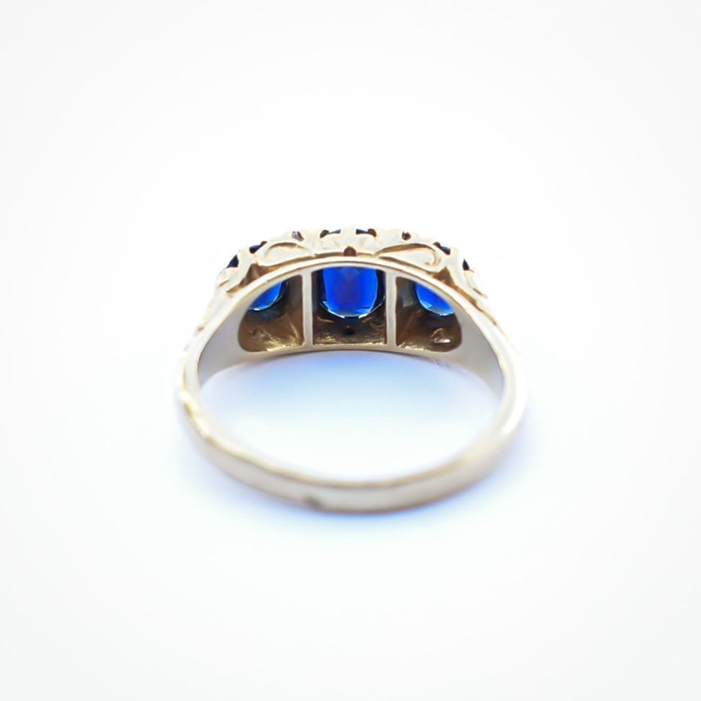 BLUE SAPPHIRE RING / DIAMOND / UK / 18KYG / #12