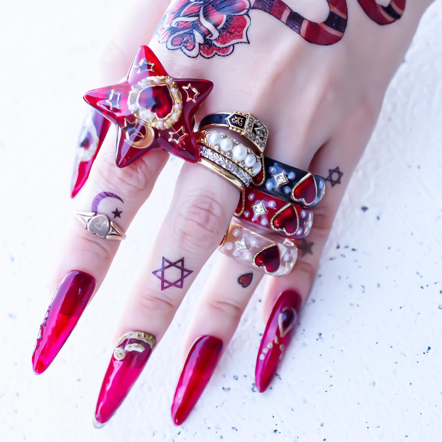 MAGICAL RING / STAR / MEMENTO MORI / RED / #12