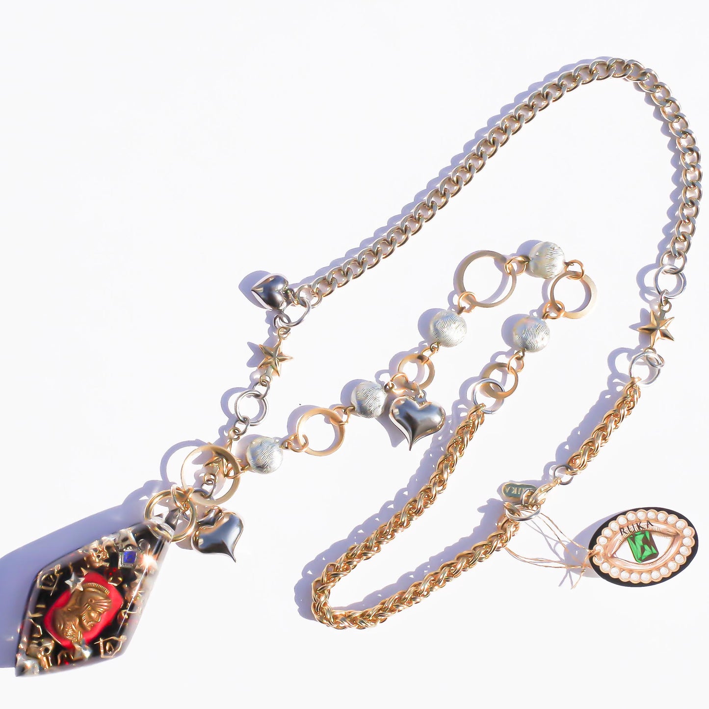 DIAMOND NECKLACE / KNIGHT