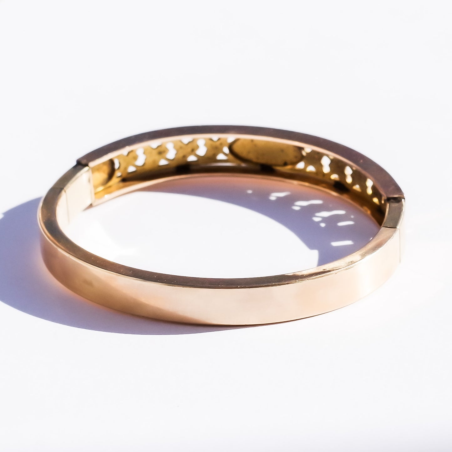ANTIQUE BANGLE / USA / ALPHABET  / 14KGF