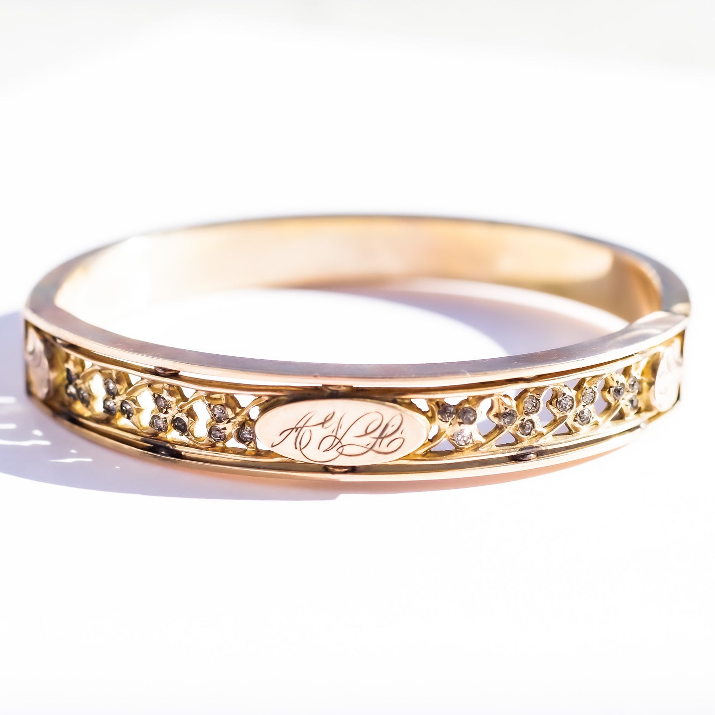 ANTIQUE BANGLE / USA / ALPHABET  / 14KGF