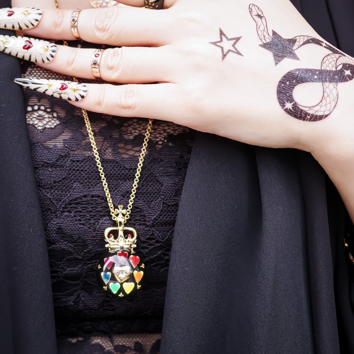 LUCKY 7 SMALL NECKLACE / HEART / LOVE / CROWN