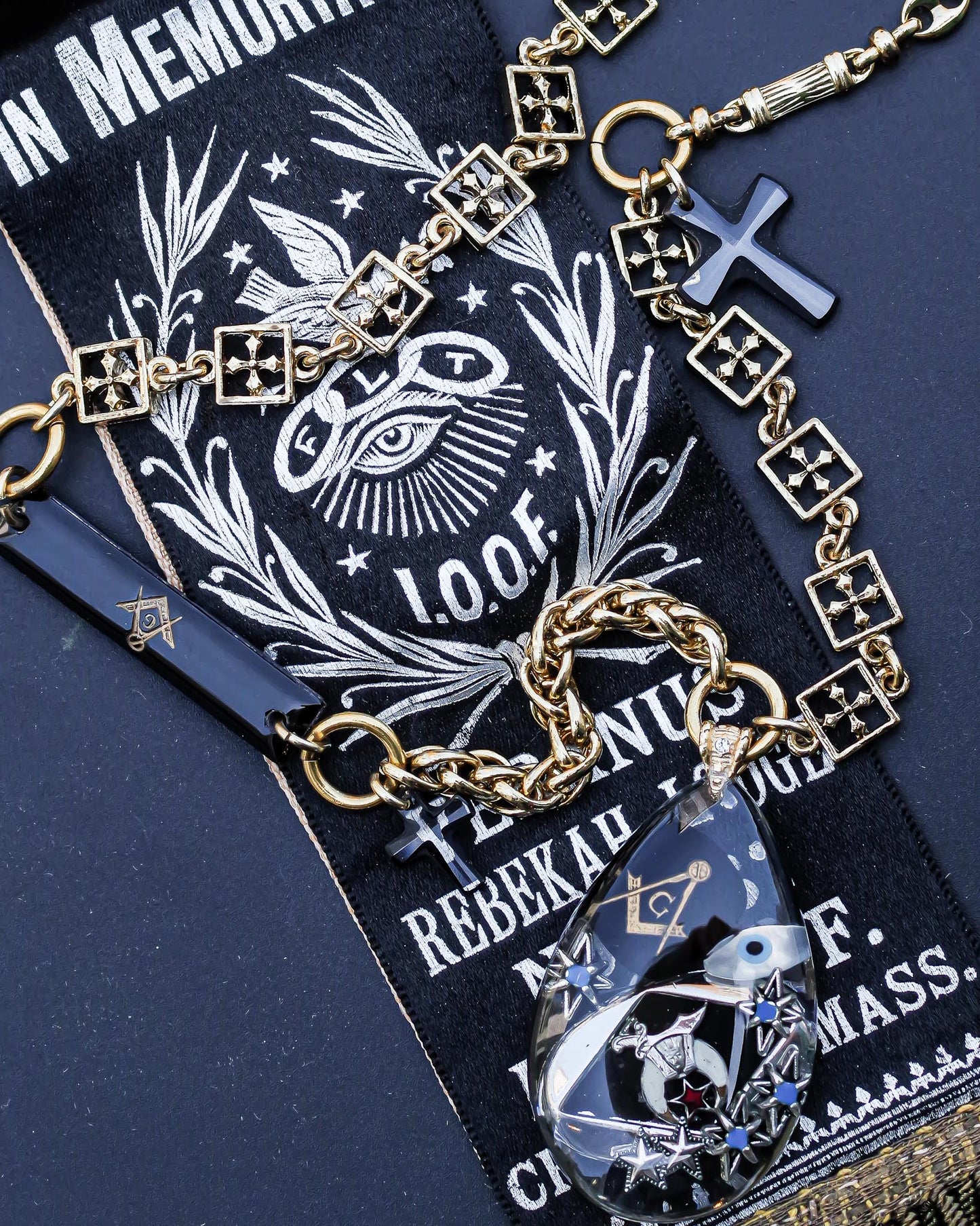 MASONIC NECKLACE / BLACK