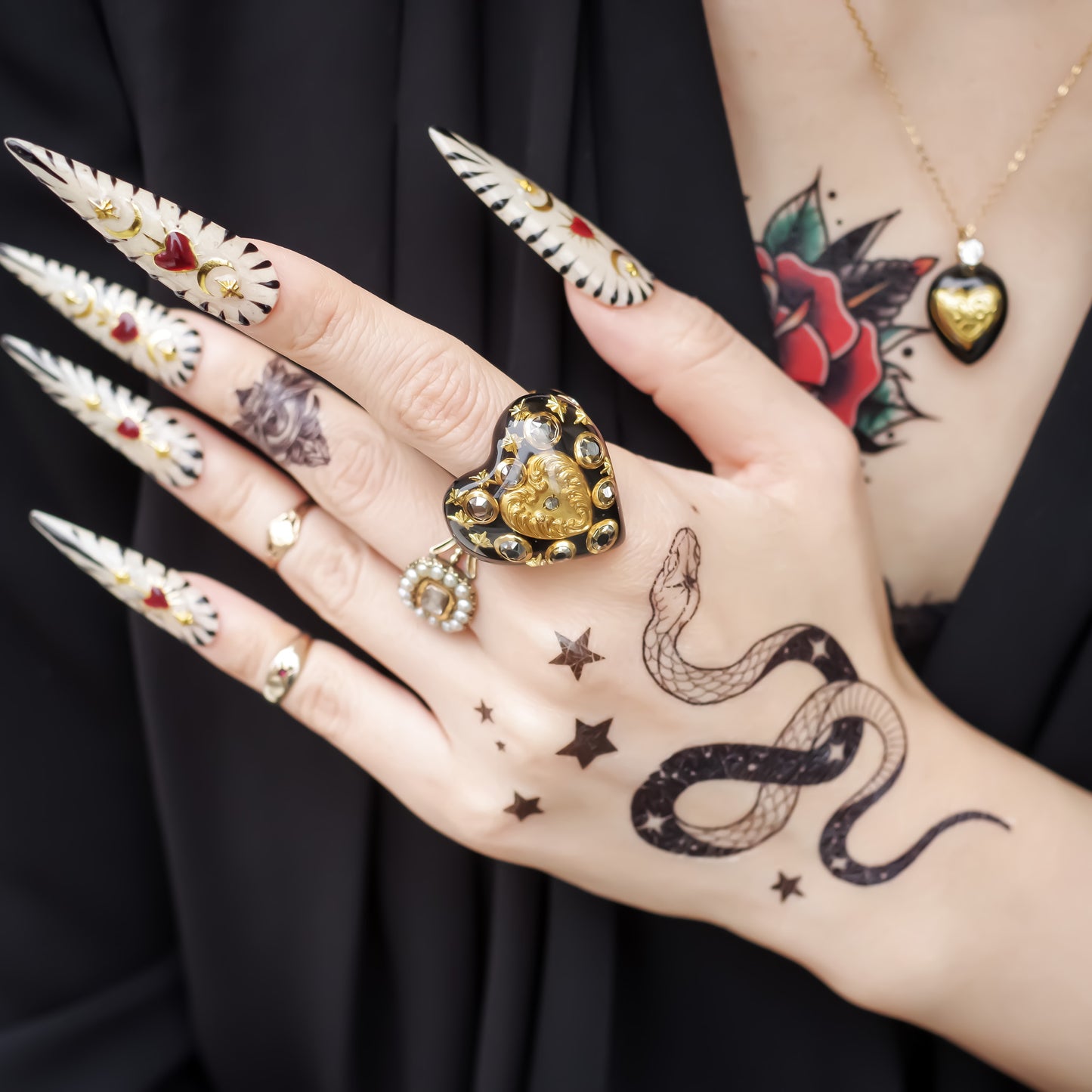 LOVE RING / HEART / GOLD / BLACK / #14