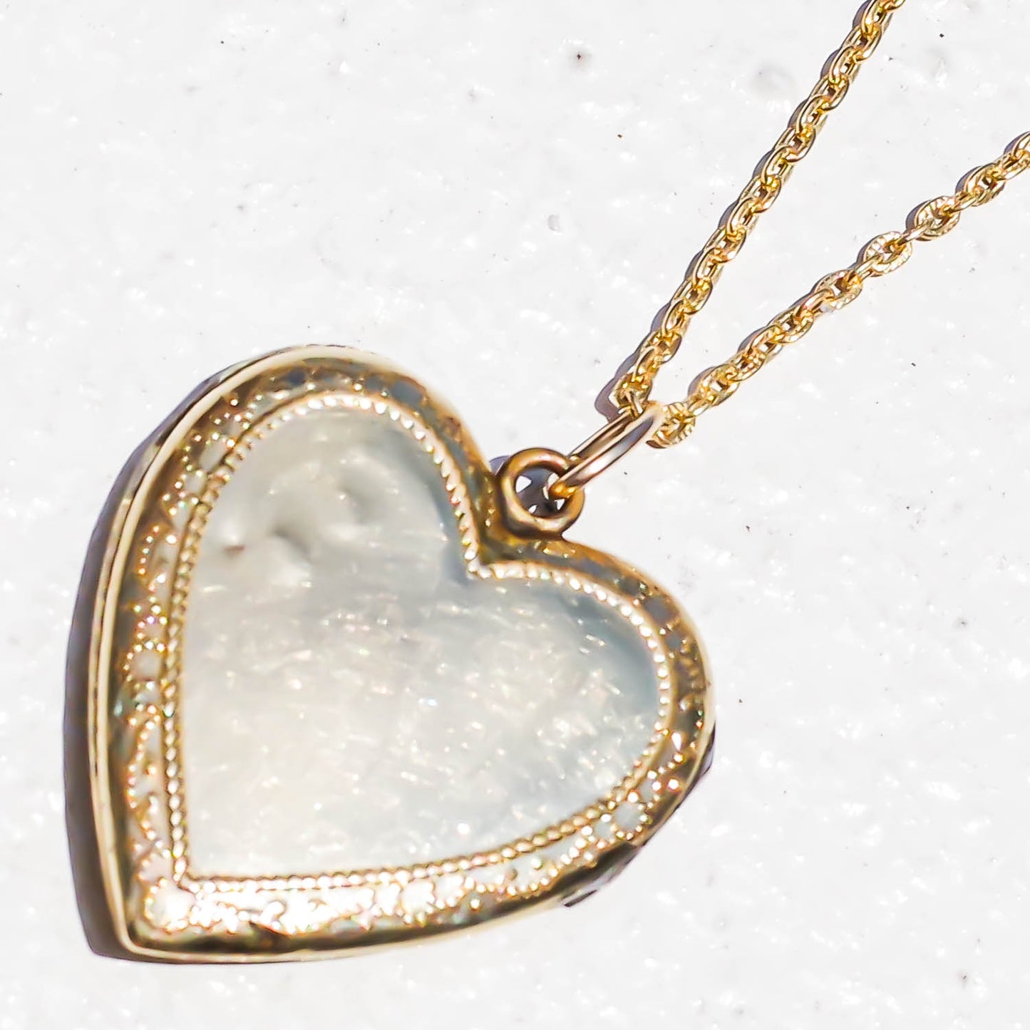 SWEETHEART NECKLACE / LOCKET / VICTRIAN
