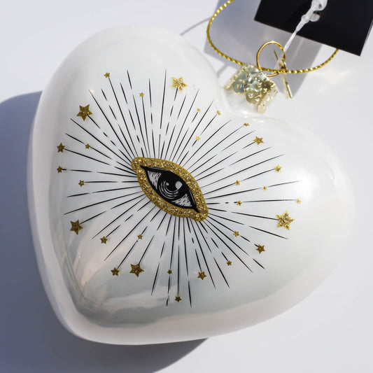 ORNAMENTS / WHITE HEART EYE /  Netherlands