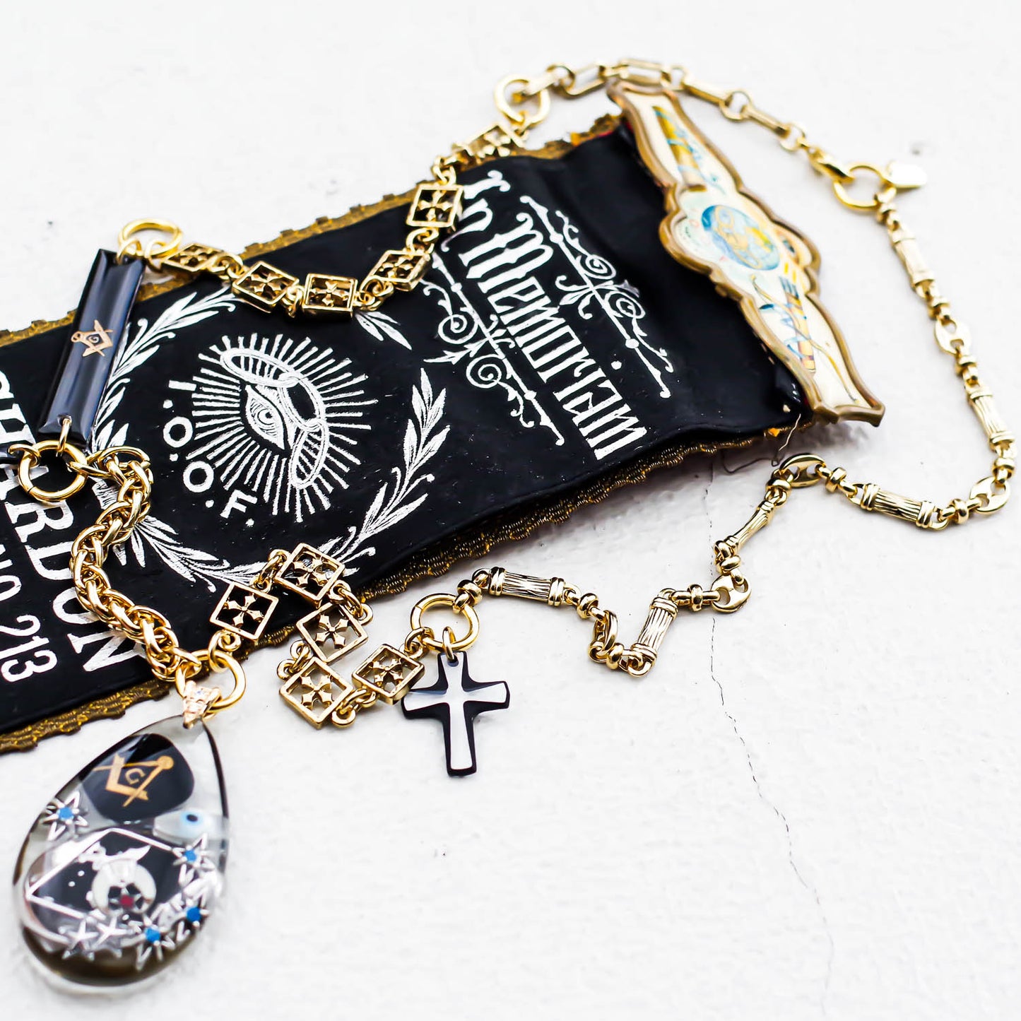 MASONIC NECKLACE / BLACK