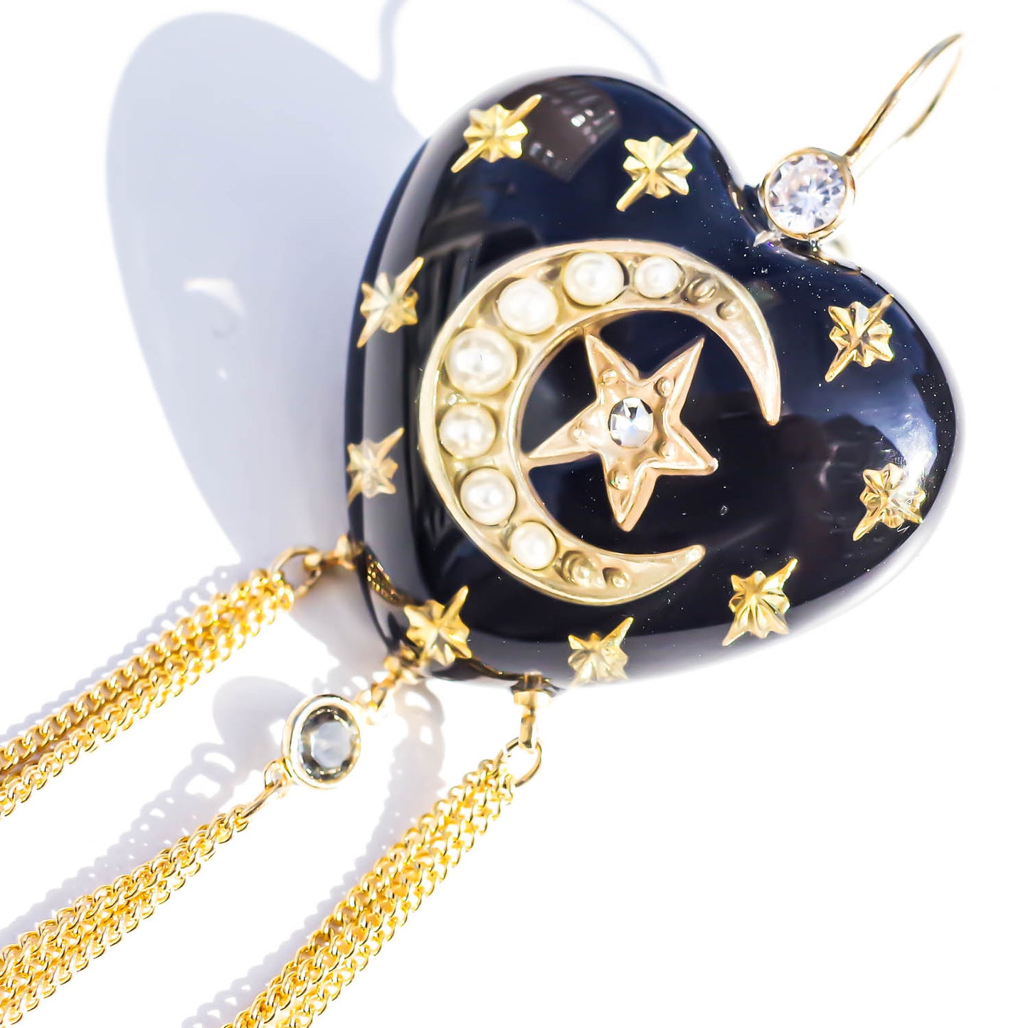 MOON & STAR EARRING / HEART / BLACK (1 piece)