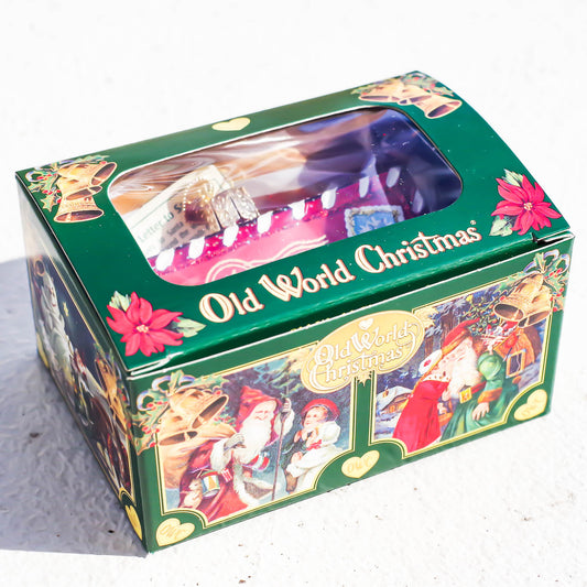 XMAS ORNAMENTS / GIFT BOX ( S )