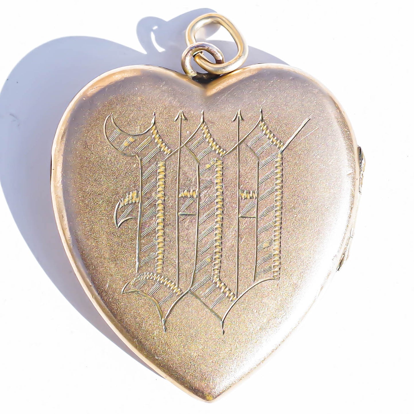 SWEETHEART LOCKET PENDANT / OPAL