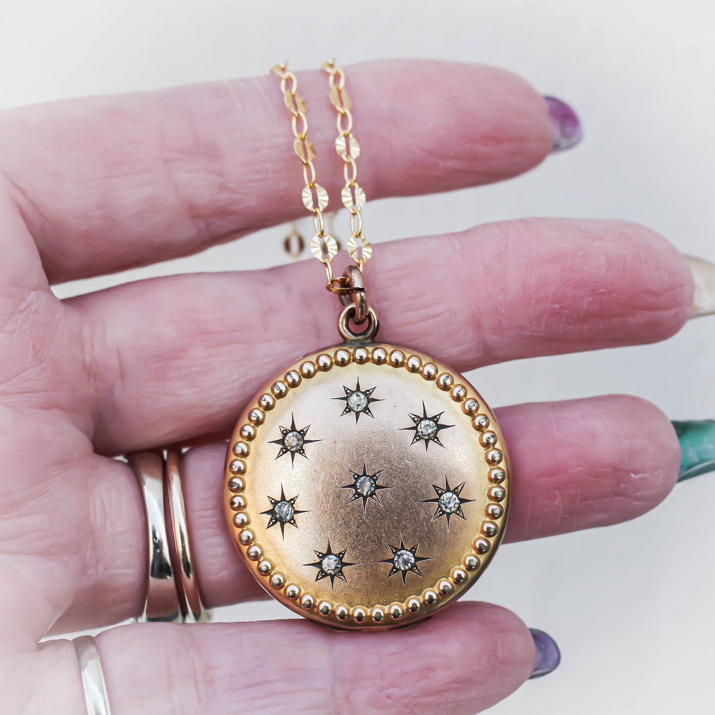 LOCKET NECKLACE / 8 STAR