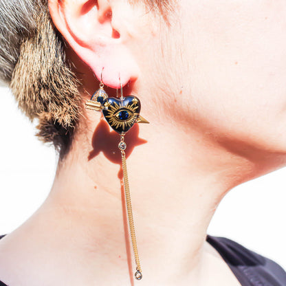 EYE CUPID EARRING / HEART / BLACK / 1P