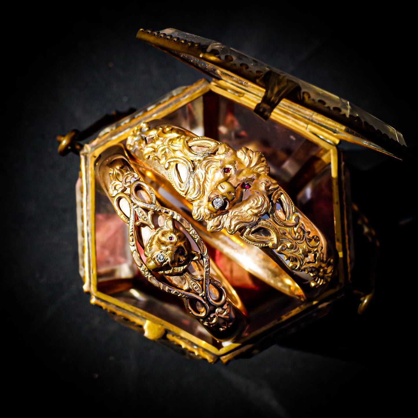 LION BRACELET BIG / USA / 1800S / 14KGF