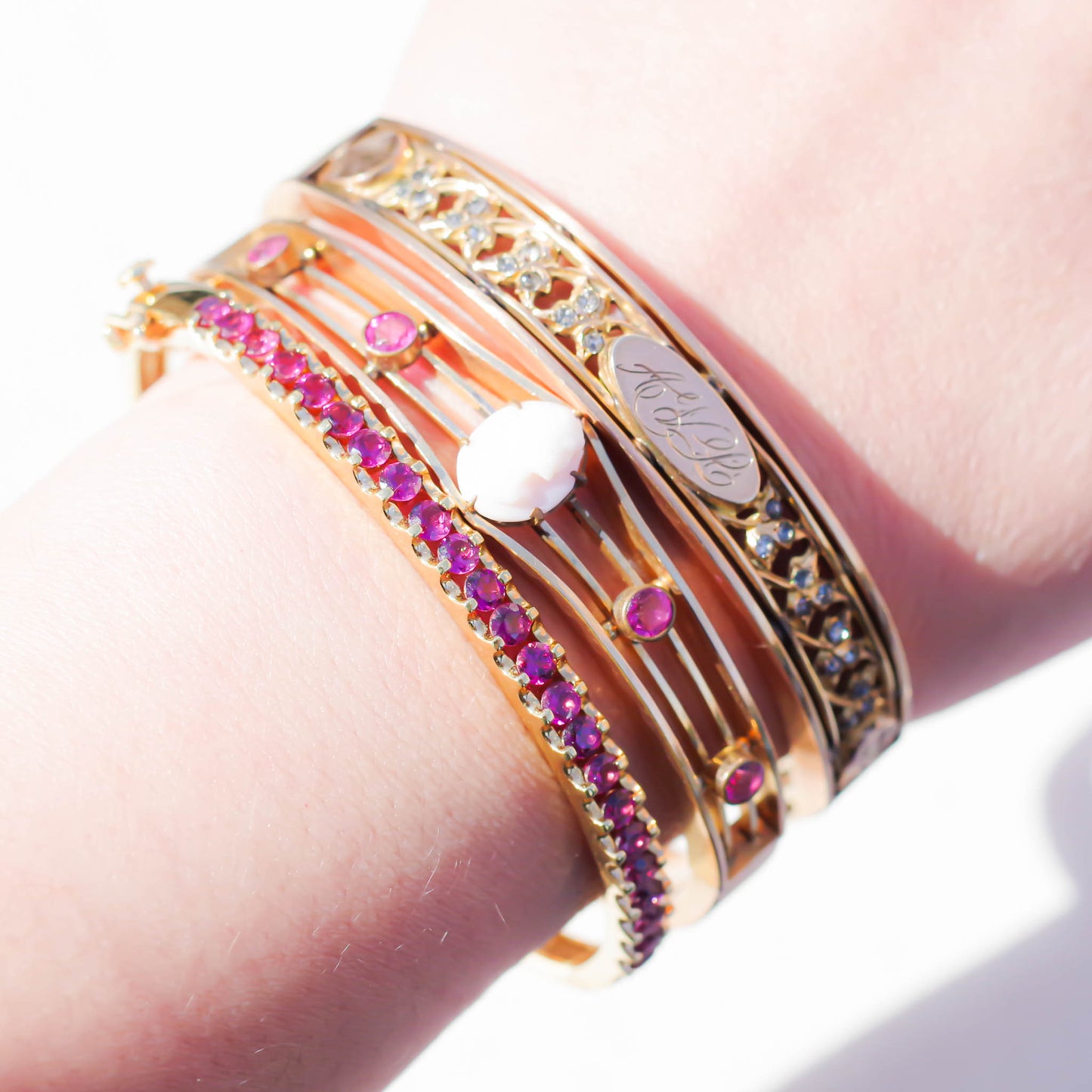 ANTIQUE BANGLE / USA / ALPHABET  / 14KGF