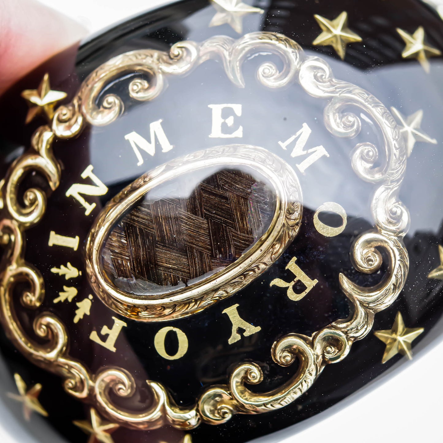 MOURNING BRACELET / BLACK / IN MEMORY OF