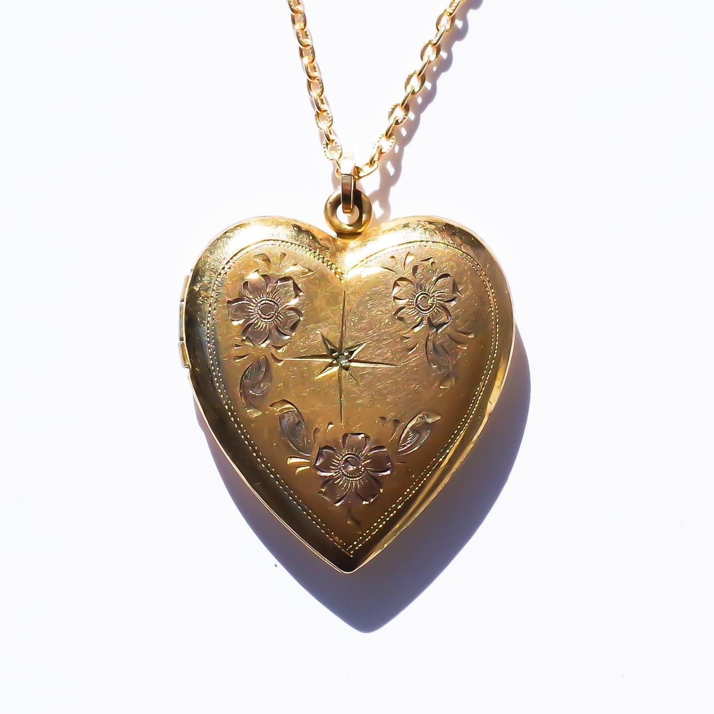 HEART LOCKET NECKLACE / FLOWER STAR / 14KGF