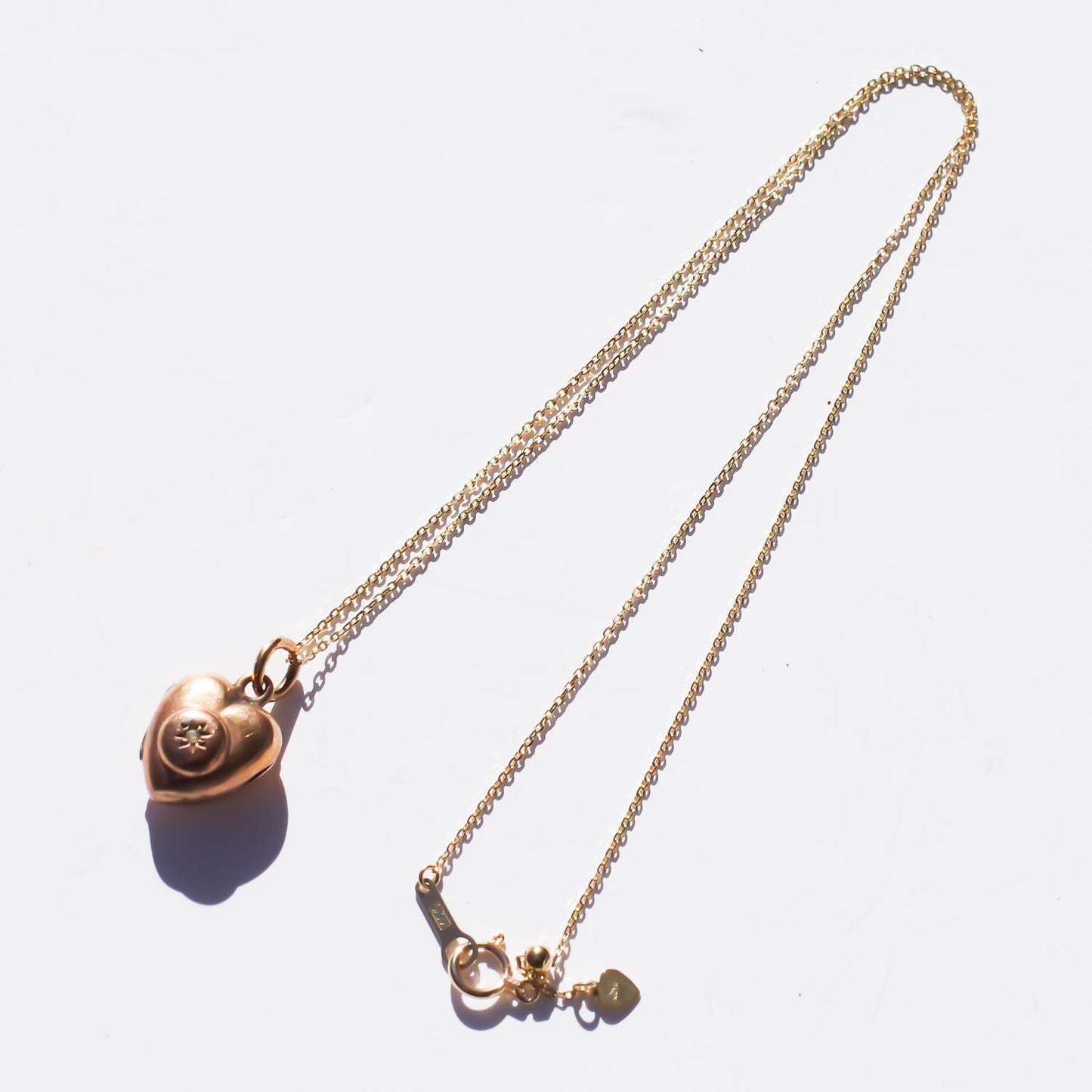 HEART LOCKET NECKLACE / WHITE SAPPHIRE / 9K